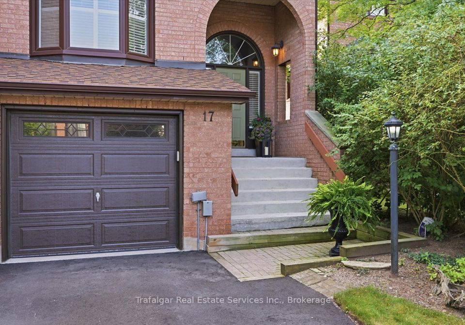 1100-queens-avenue-oakville-ontario-w13667470