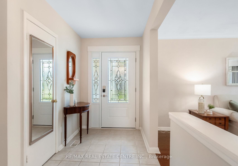 3518-the-credit-woodlands-mississauga-ontario-w13667482
