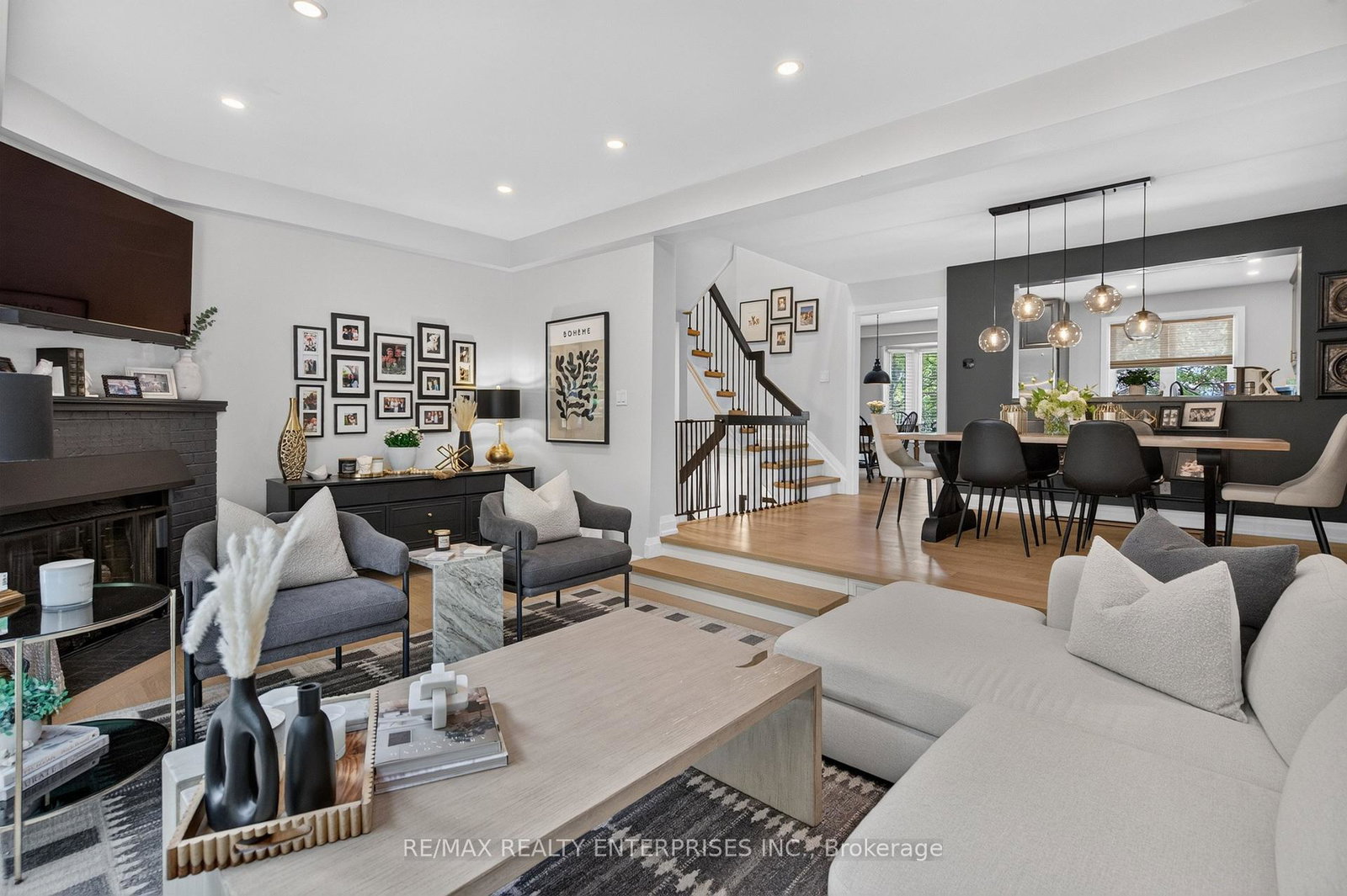 1160-walden-circle-mississauga-ontario-w13667612