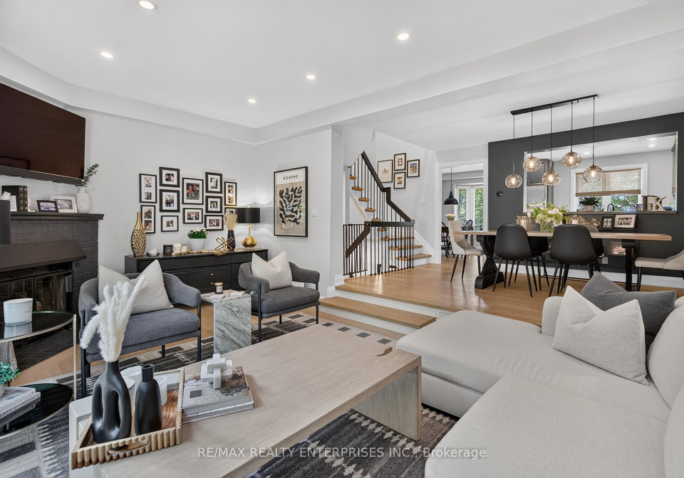 1160-walden-circle-mississauga-ontario-w13667612