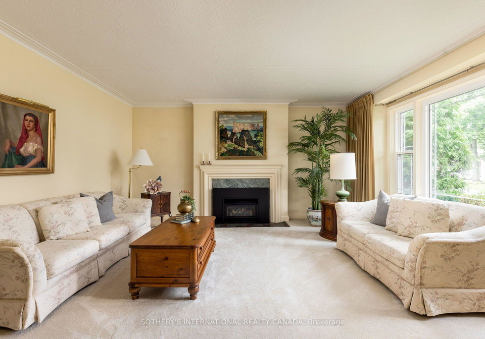 37-hilldowntree-road-toronto-etobicoke-ontario-w13667686