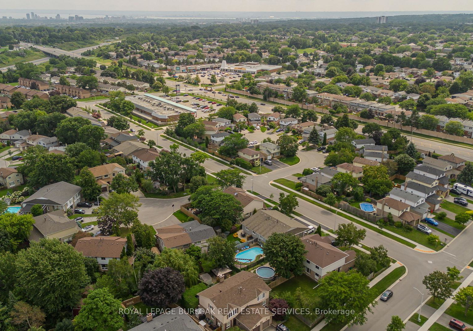 3094-autumn-hill-crescent-burlington-ontario-w13667726
