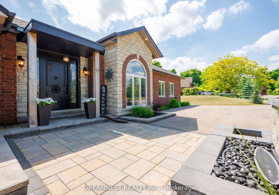 11132-mcfarland-court-milton-ontario-w13667796