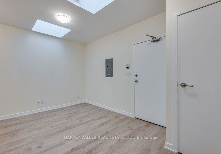 1216-st-clair-avenue-w-toronto-toronto-ontario-w13667842