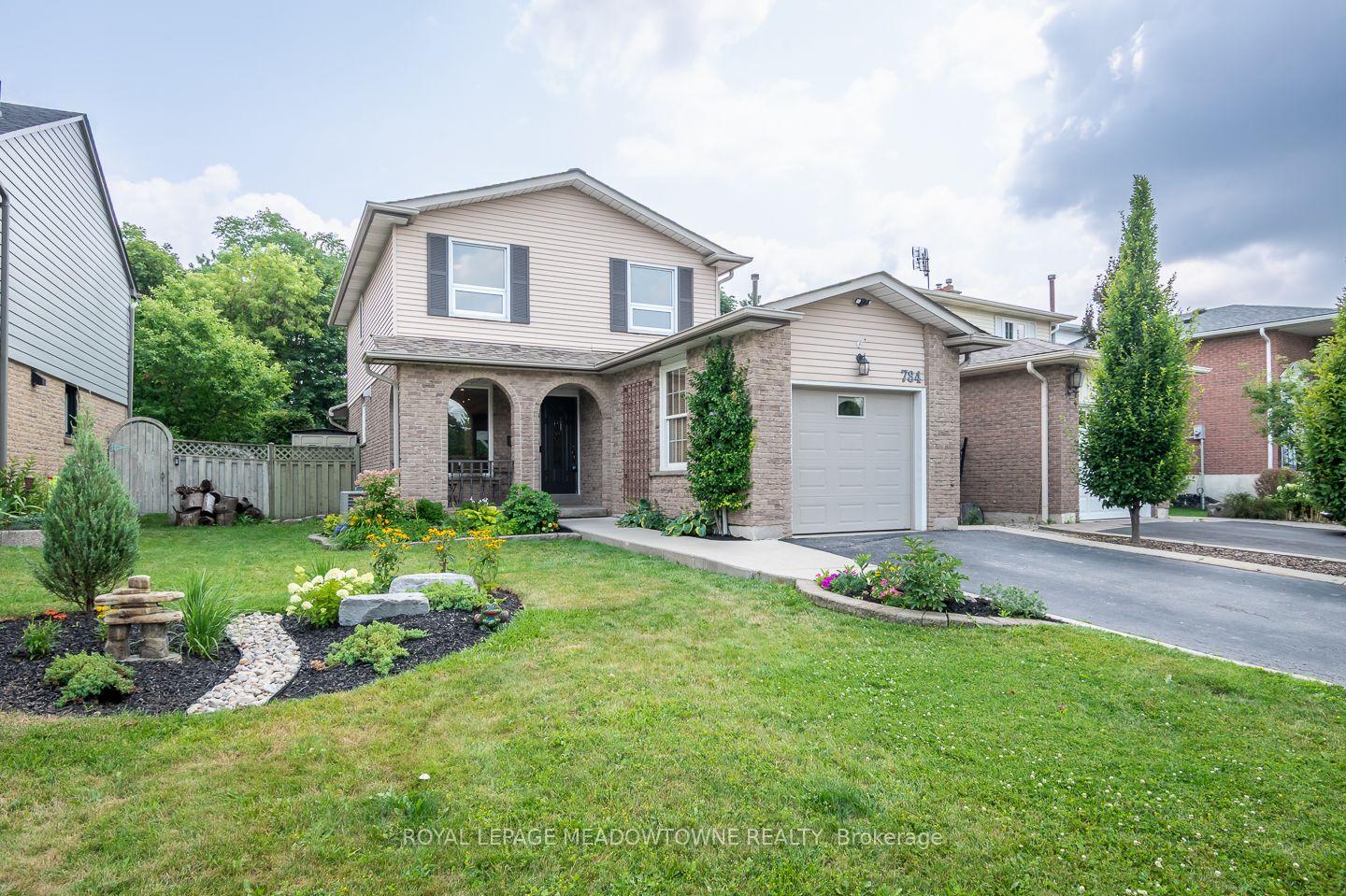 784-laurier-avenue-milton-ontario-w13667930