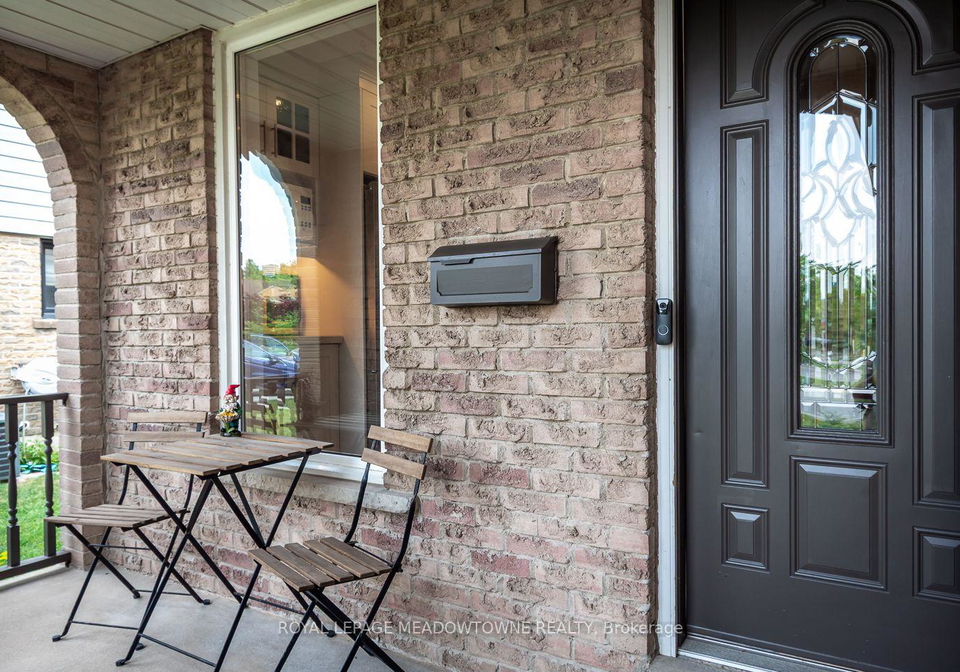 784-laurier-avenue-milton-ontario-w13667930