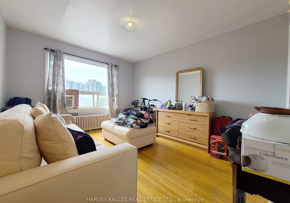 2434-keele-street-toronto-north-york-ontario-w13668028