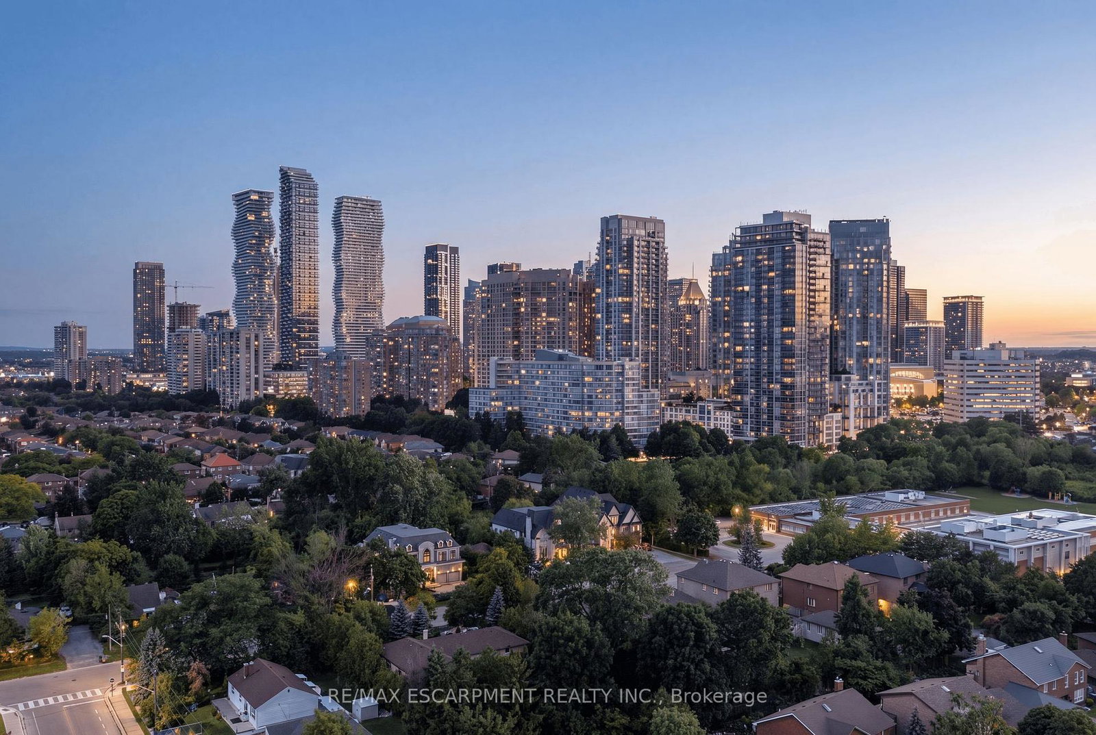 448-burnhamthorpe-road-w-mississauga-ontario-w13668040