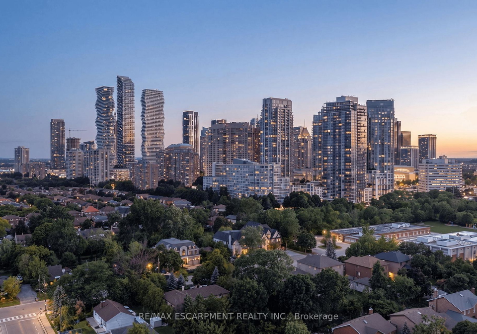 448-burnhamthorpe-road-w-mississauga-ontario-w13668040