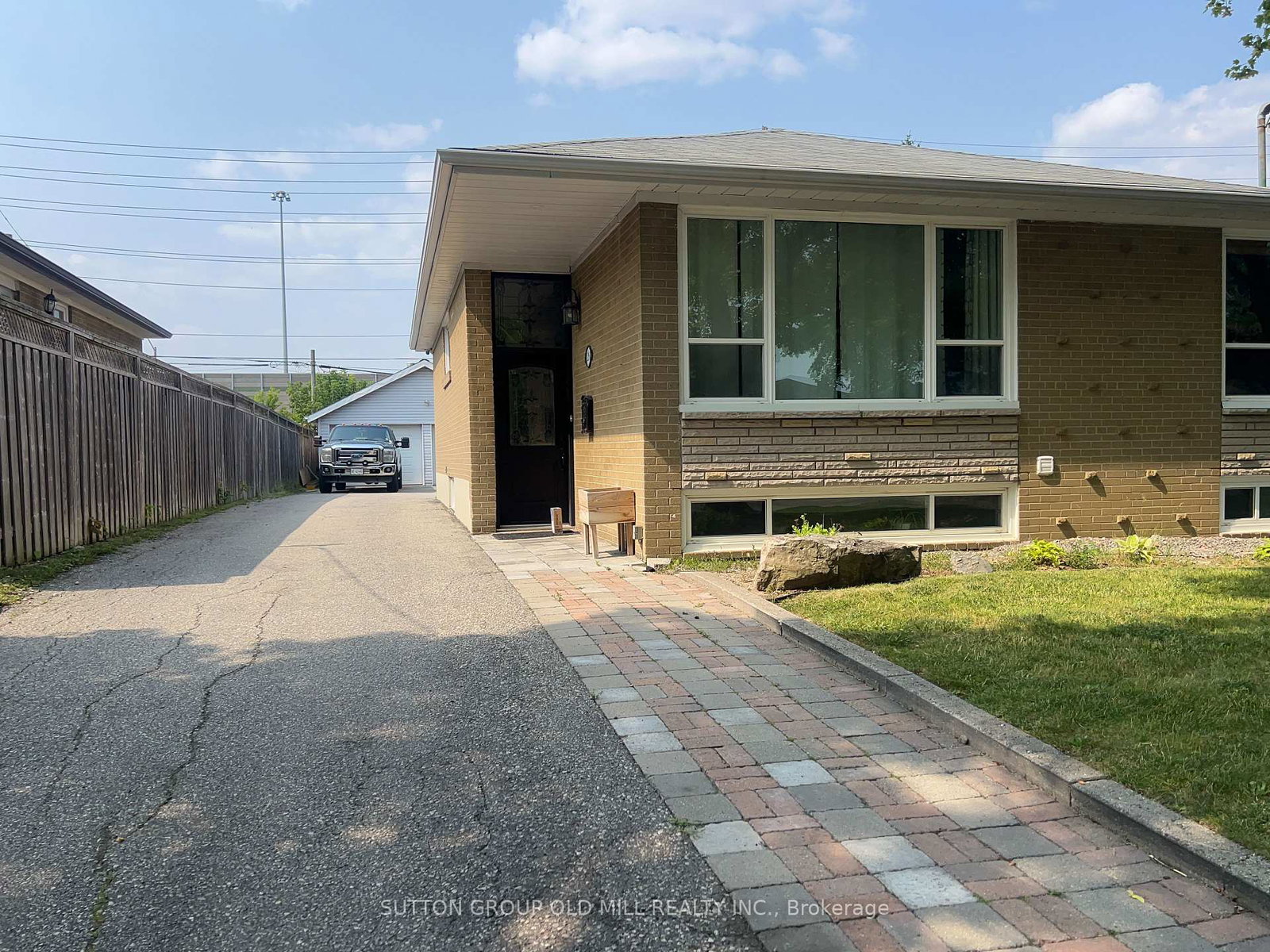 126-rangoon-road-toronto-etobicoke-ontario-w13668104