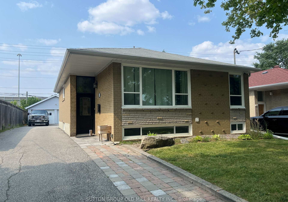 126-rangoon-road-toronto-etobicoke-ontario-w13668104