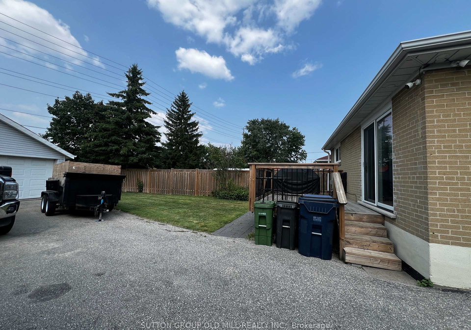 126-rangoon-road-toronto-etobicoke-ontario-w13668104