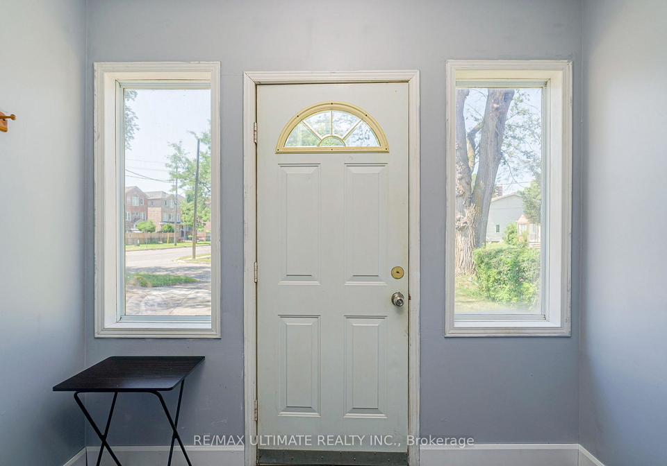 632-trethewey-drive-toronto-north-york-ontario-w13668130