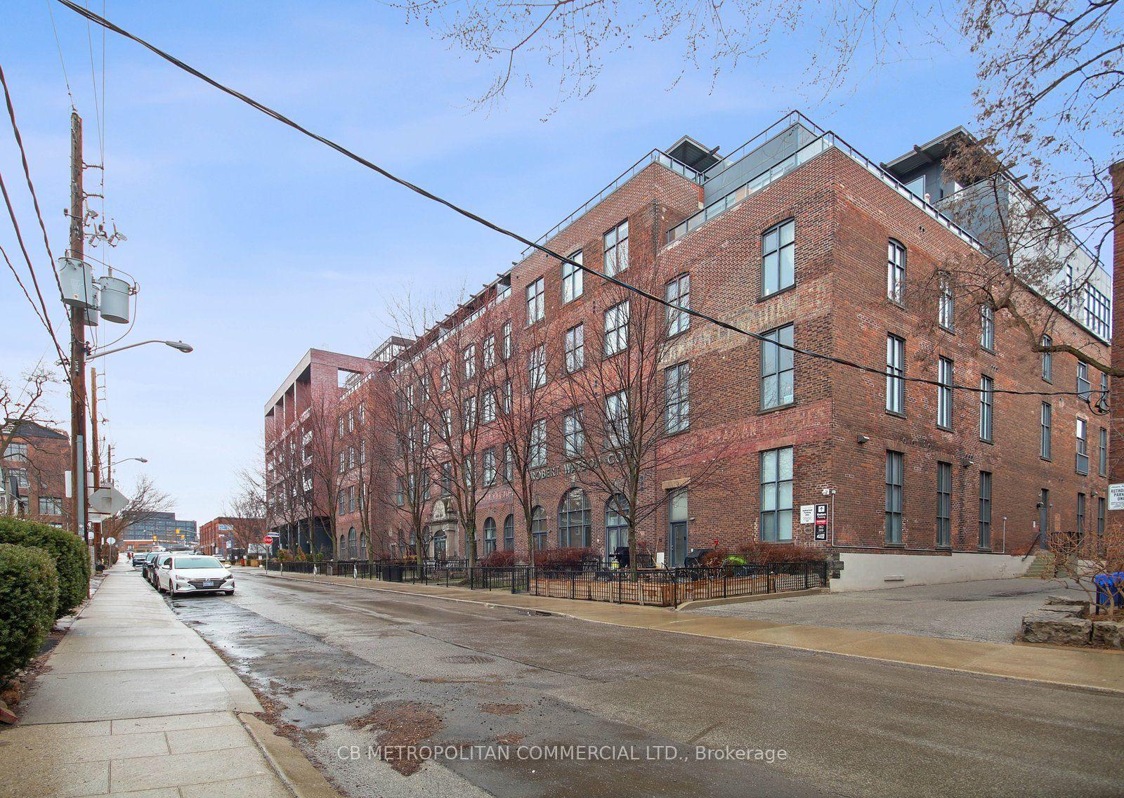 363-sorauren-avenue-toronto-toronto-ontario-w13668246