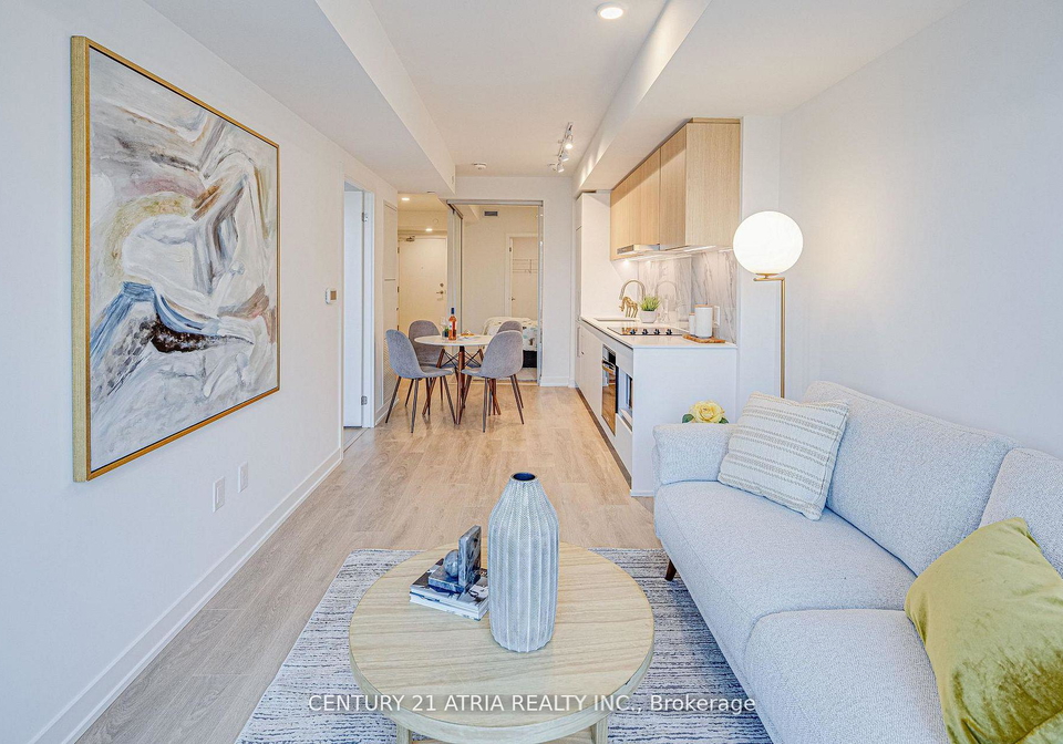1100-sheppard-avenue-w-toronto-york-ontario-w13668386