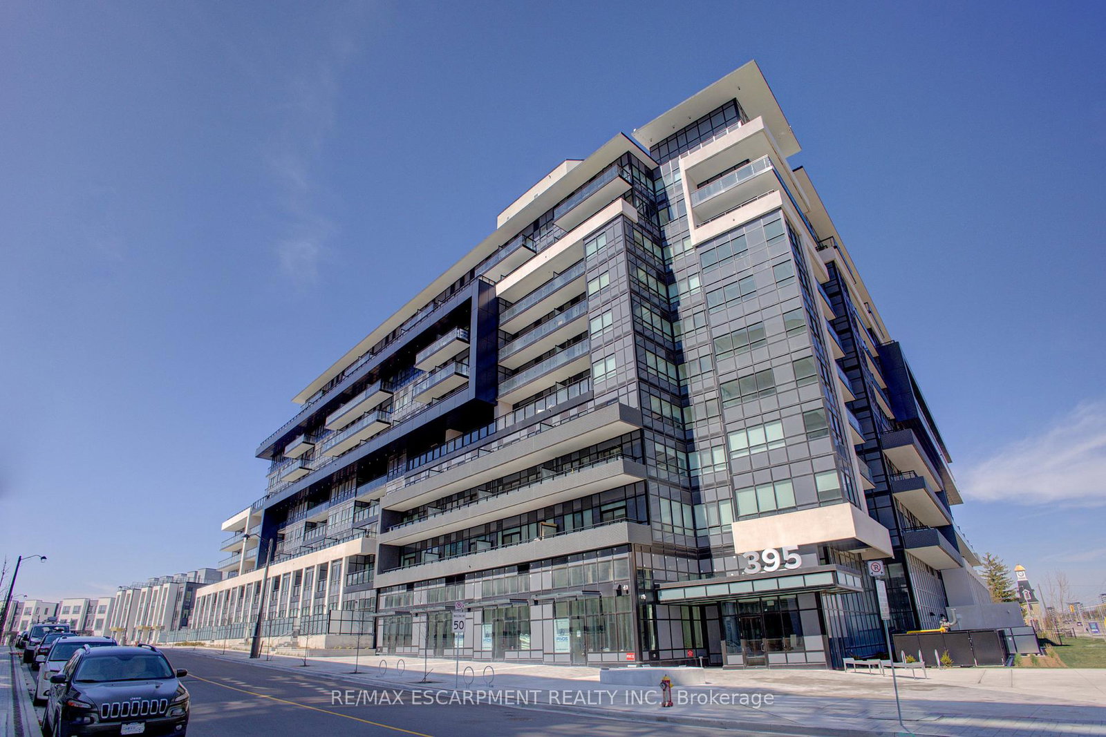 395-dundas-street-w-oakville-ontario-w13668450