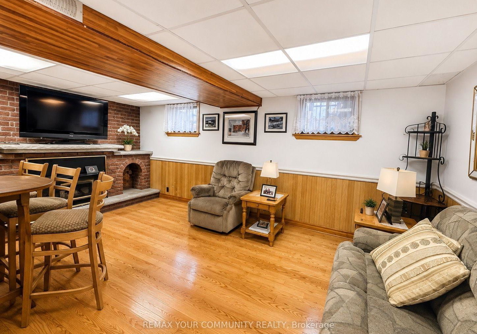 47-cayuga-avenue-toronto-toronto-ontario-w13668708