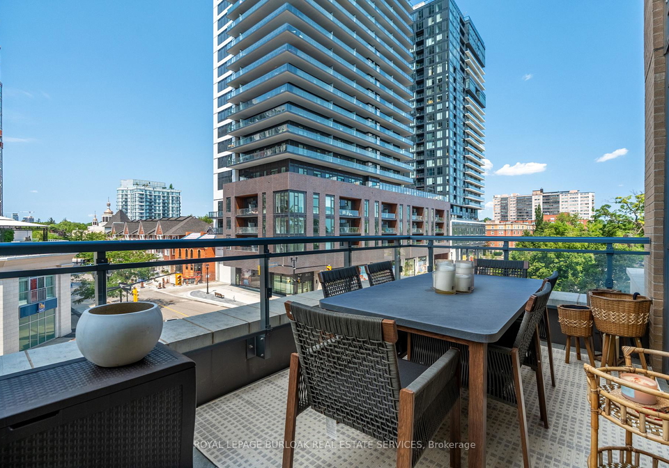 2060-lakeshore-road-burlington-ontario-w13668720