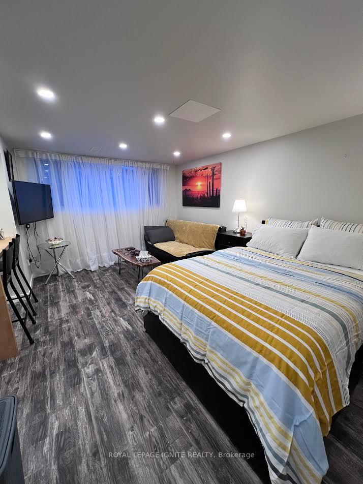 208-rosemount-avenue-toronto-north-york-ontario-w13668906