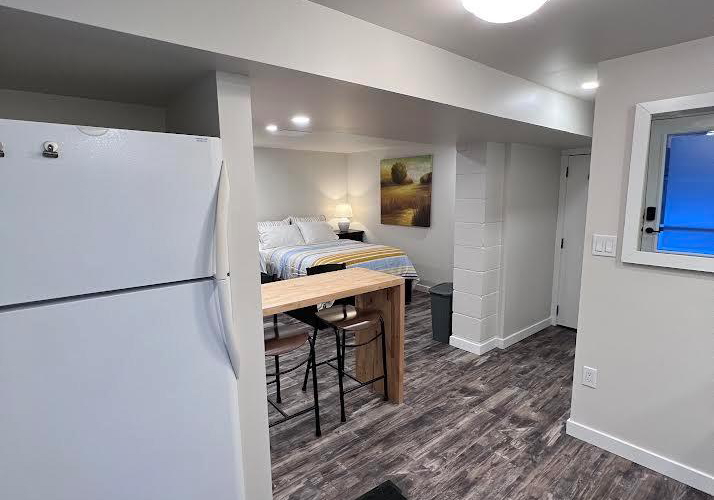 208-rosemount-avenue-toronto-north-york-ontario-w13668906