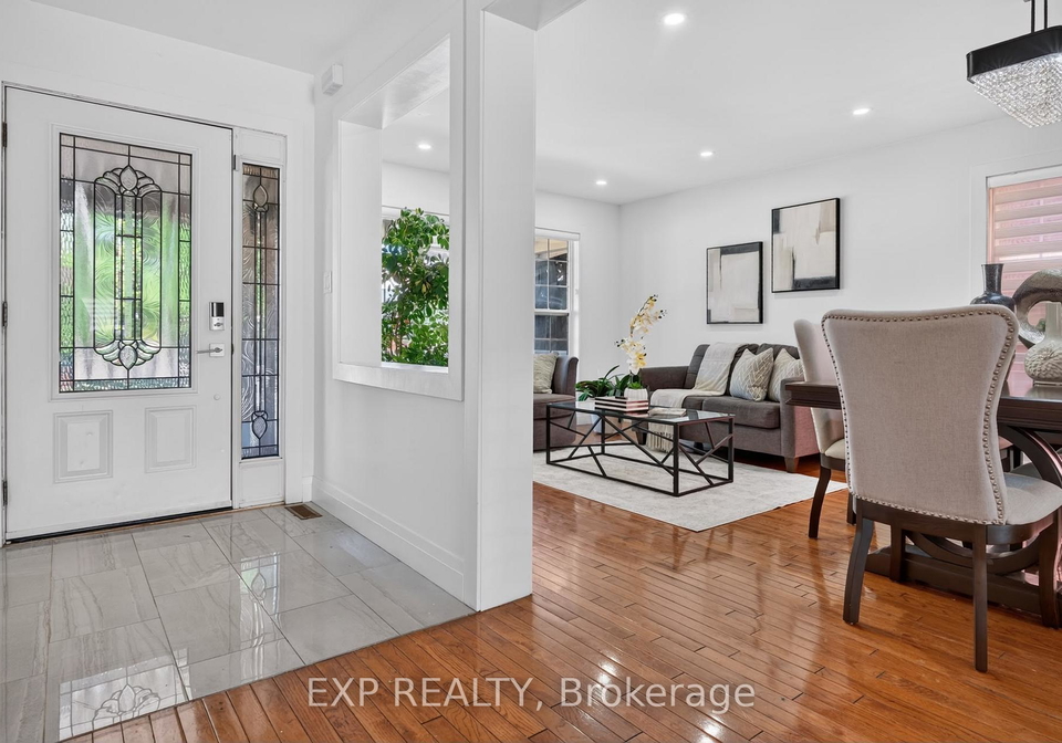 664-dolby-crescent-milton-ontario-w13669028
