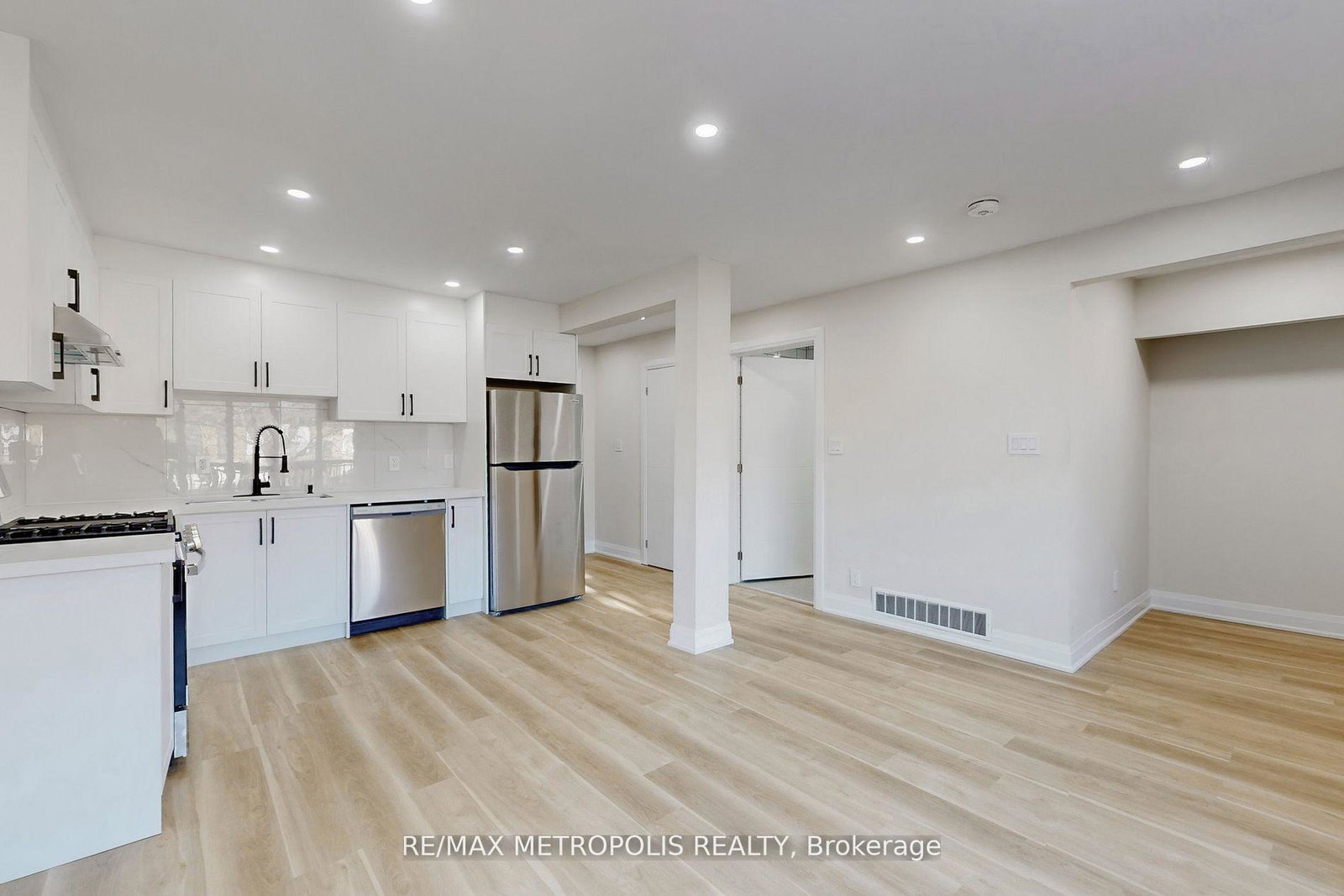 85-primula-crescent-toronto-york-ontario-w13669344