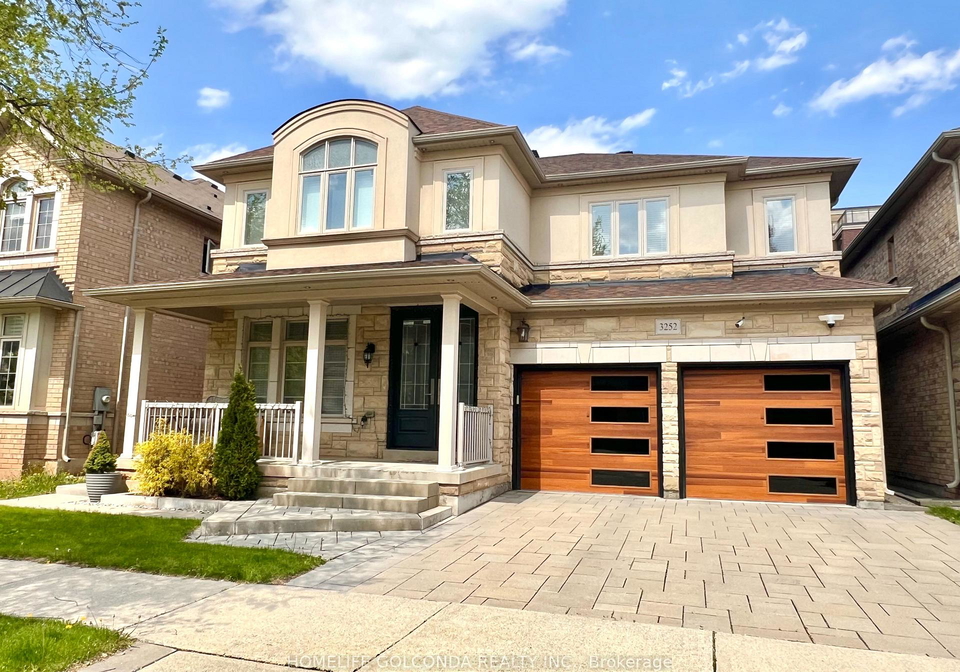 3252-larry-crescent-oakville-ontario-w13669364