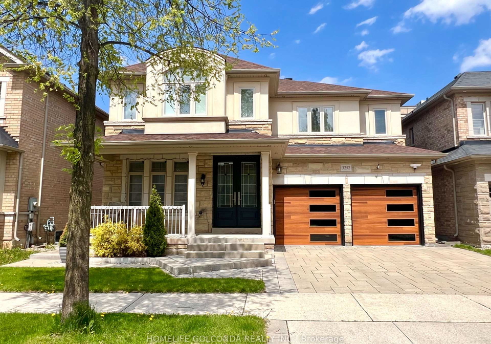 3252-larry-crescent-oakville-ontario-w13669364