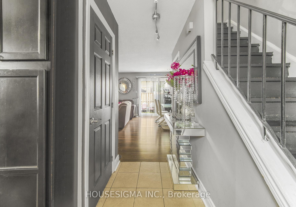 105-hansen-road-n-brampton-ontario-w13669472
