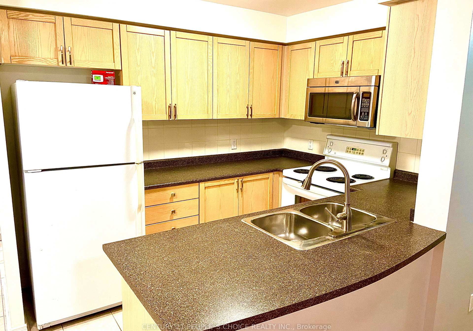 4879-kimbermount-avenue-mississauga-ontario-w13669494