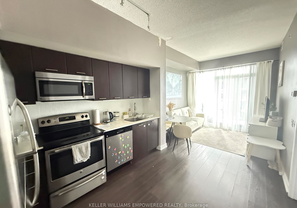 2220-lake-shore-boulevard-west-w-toronto-etobicoke-ontario-w13669534