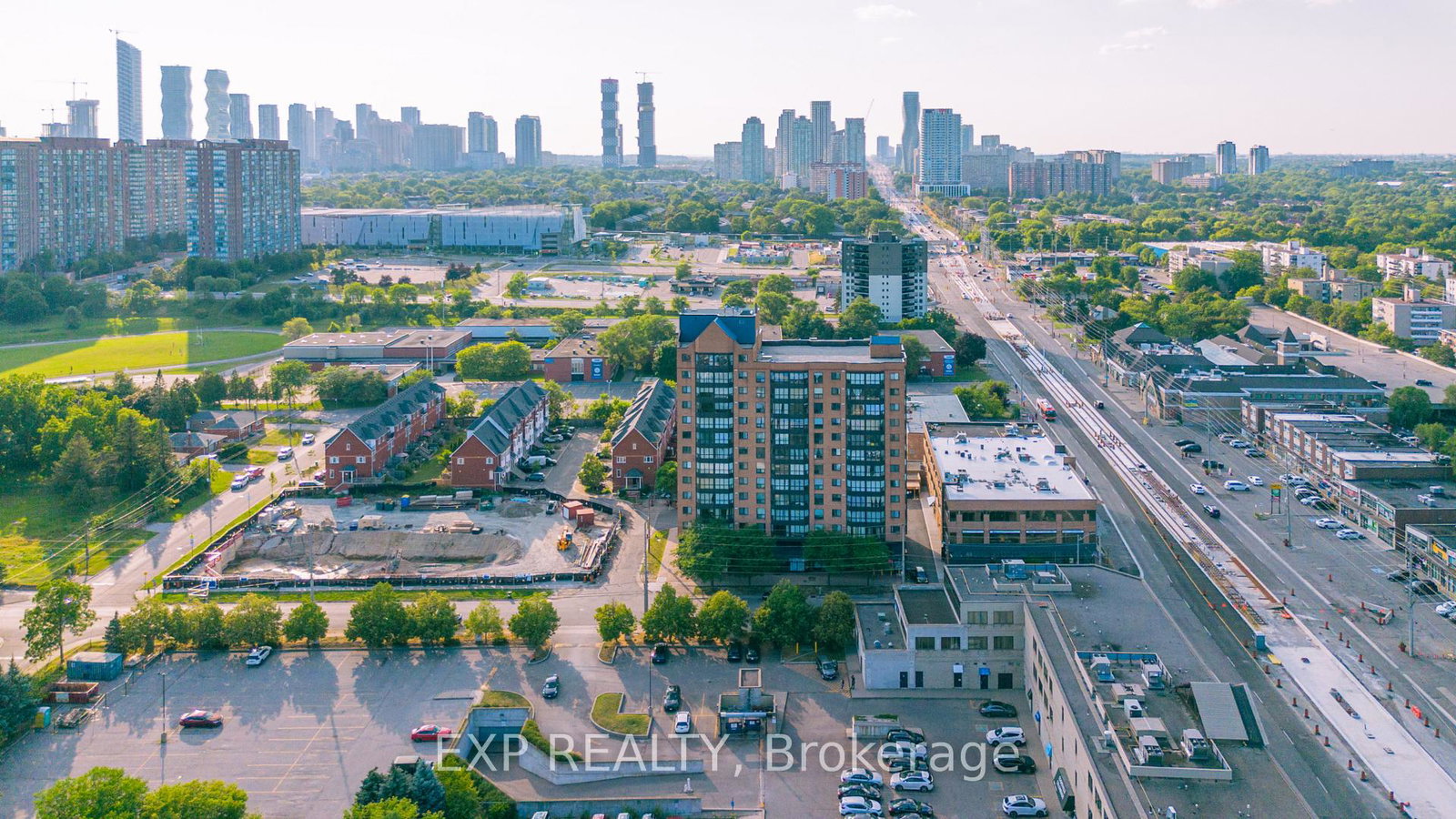 25-agnes-street-mississauga-ontario-w13669566