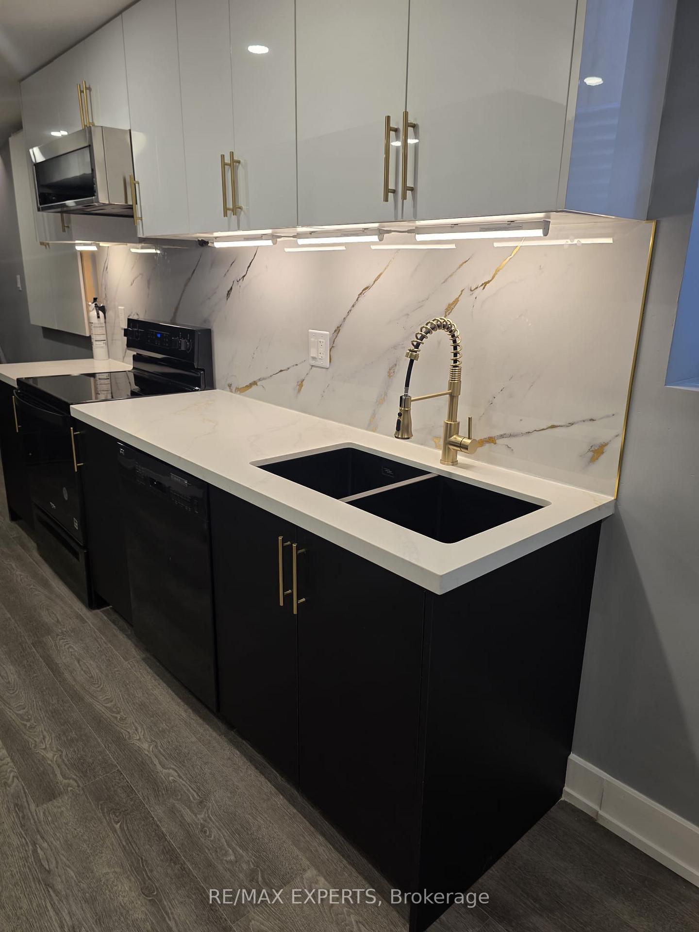3-appleaire-crescent-brampton-ontario-w13669576