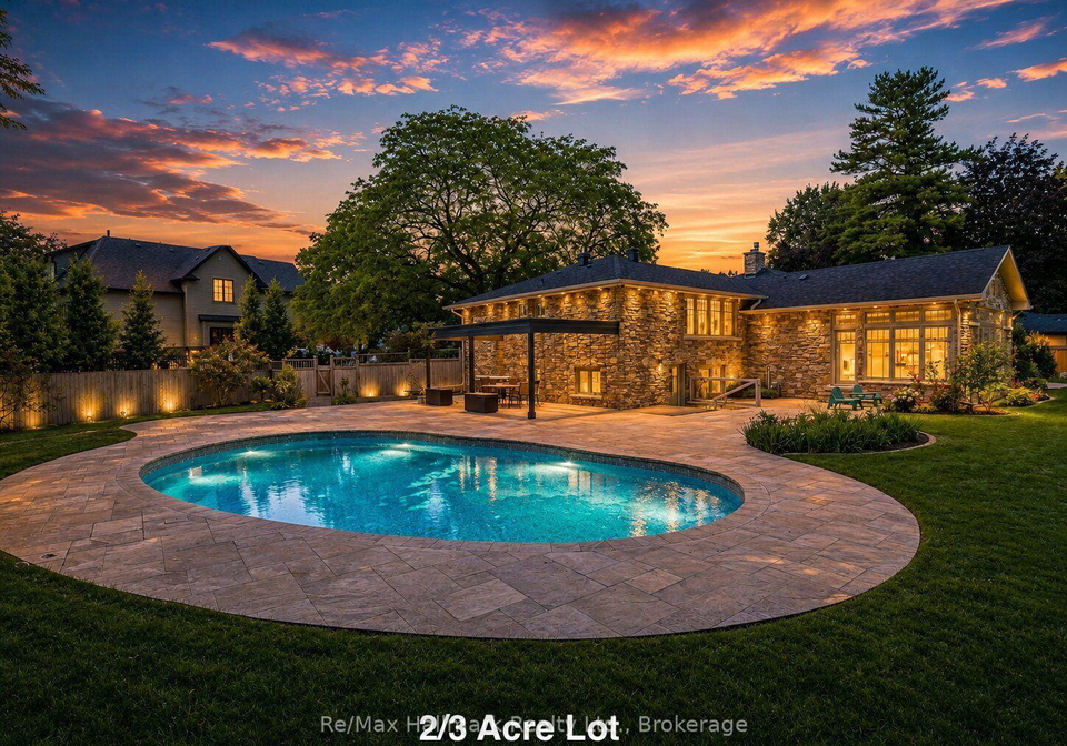 2076-glenforest-crescent-oakville-ontario-w13669660