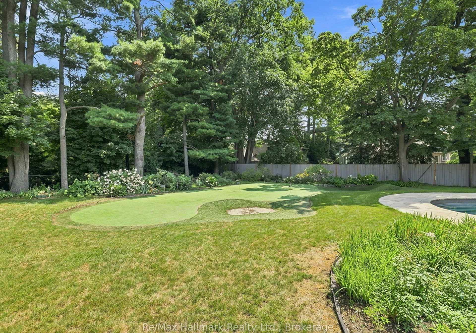 2076-glenforest-crescent-oakville-ontario-w13669660