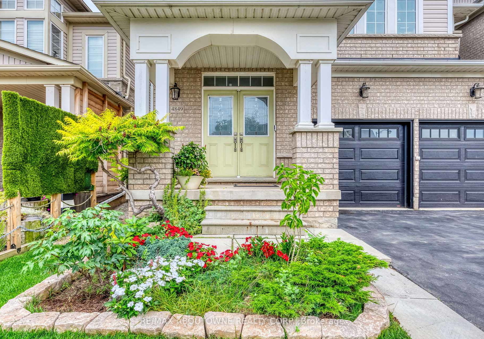 4849-columbus-drive-burlington-ontario-w13669732
