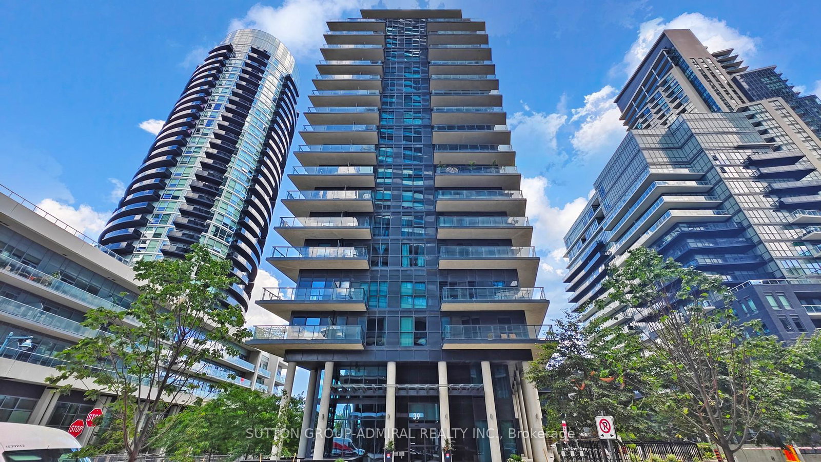 39-annie-craig-drive-toronto-etobicoke-ontario-w13669786