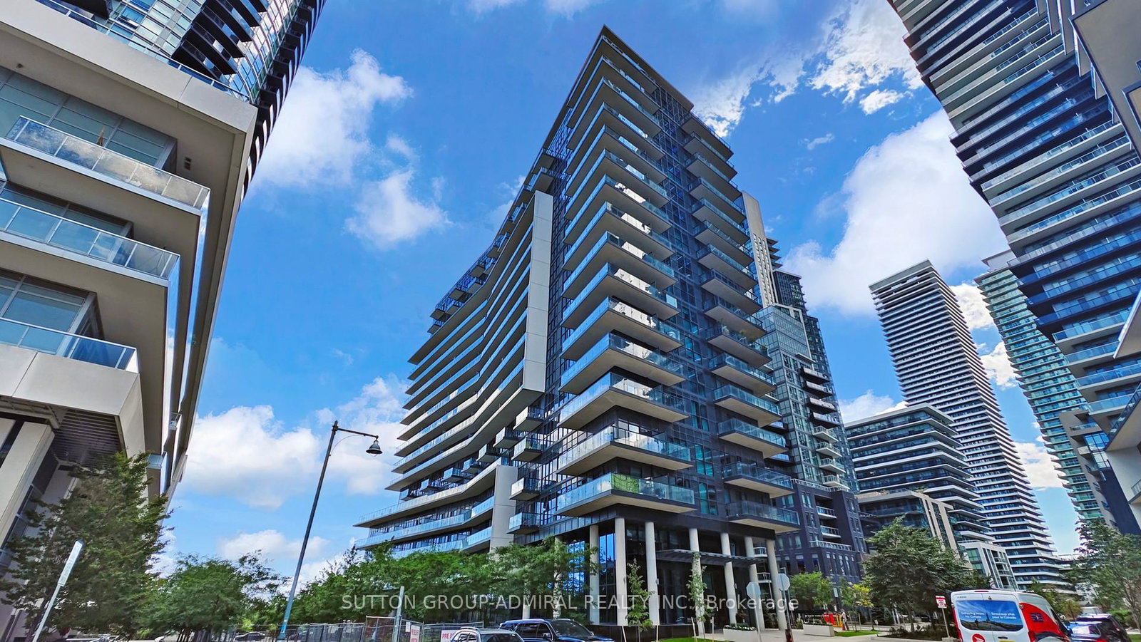 39-annie-craig-drive-toronto-etobicoke-ontario-w13669790