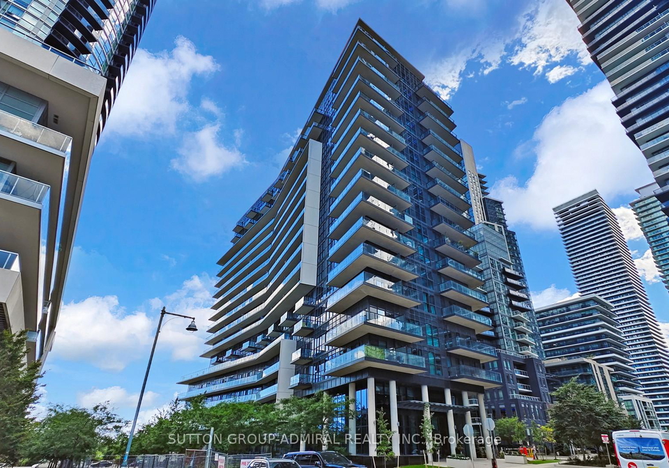 39-annie-craig-drive-toronto-etobicoke-ontario-w13669790