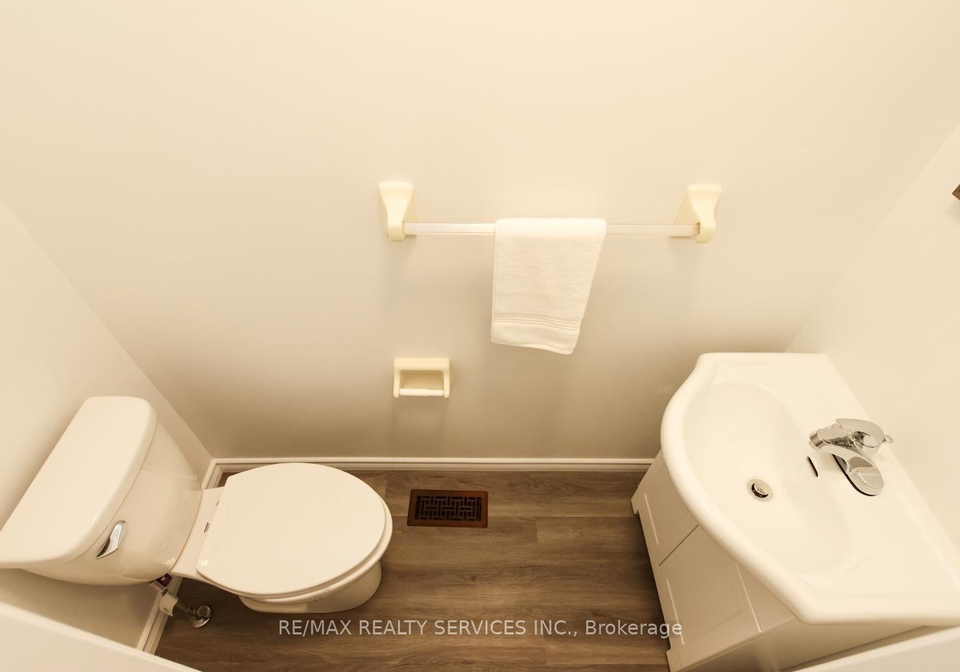 63-herkes-drive-brampton-ontario-w13669838