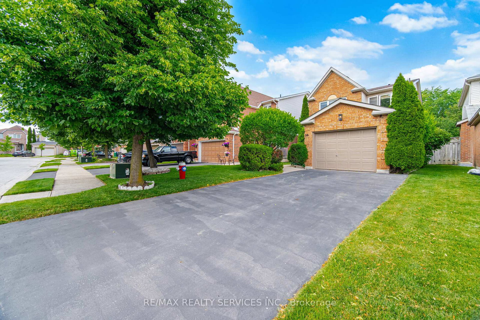 38-furrows-end-brampton-ontario-w13669862