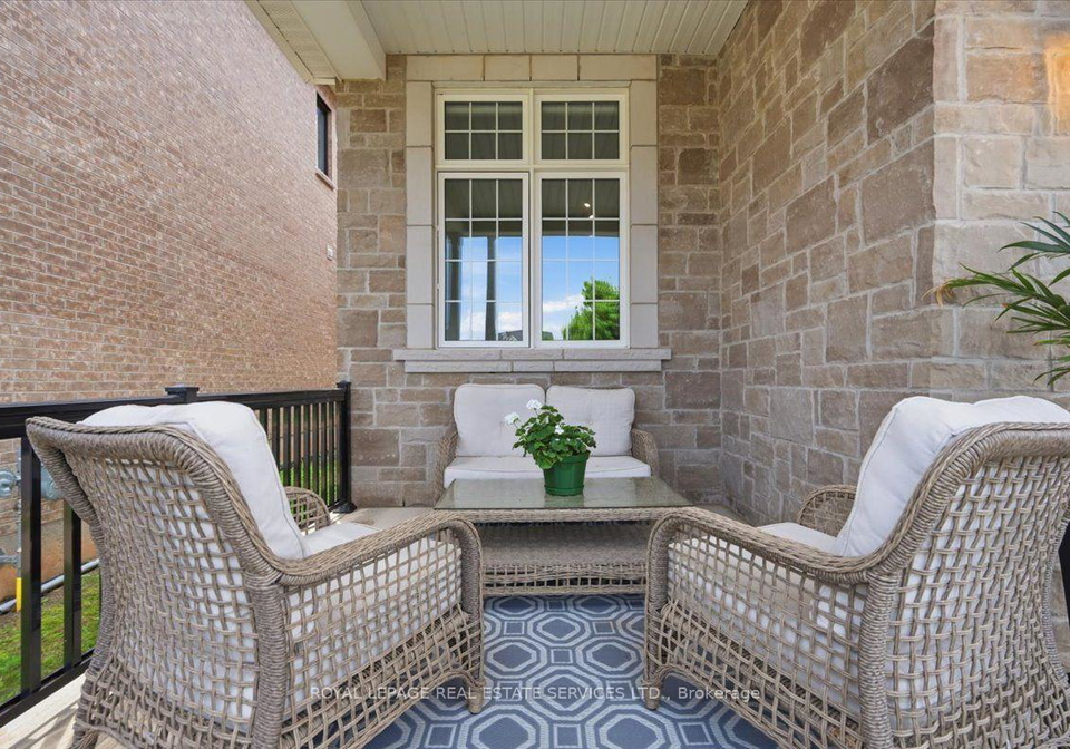 3300-sunningdale-gardens-oakville-ontario-w13669908
