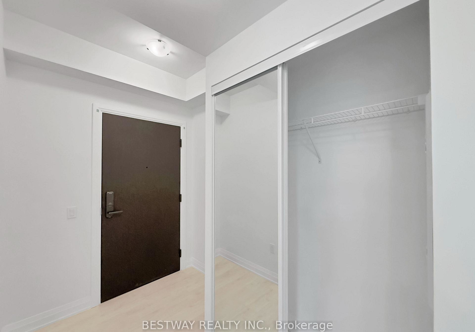 412-silver-maple-road-oakville-ontario-w13669926