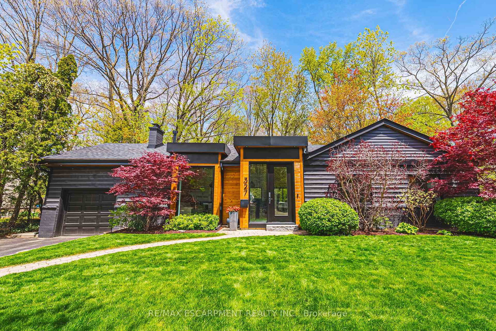 327-goodram-drive-burlington-ontario-w13669998