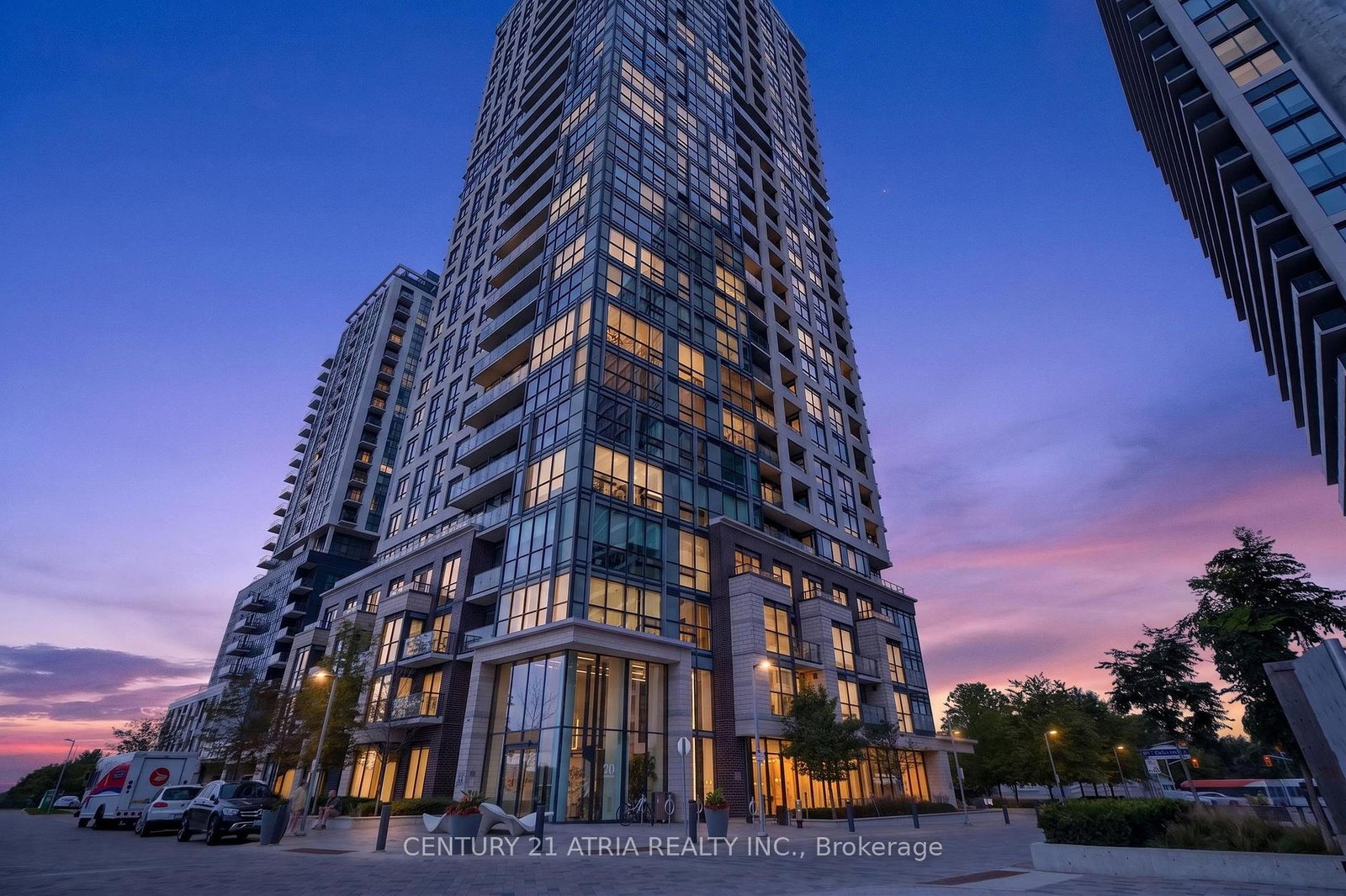 20-thomas-riley-road-toronto-etobicoke-ontario-w13670046