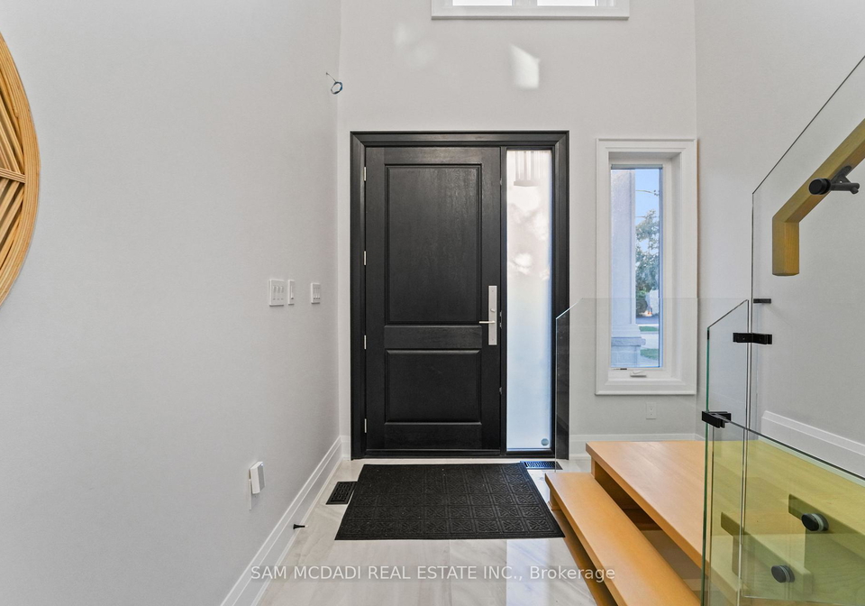 303-delta-street-toronto-etobicoke-ontario-w13670078