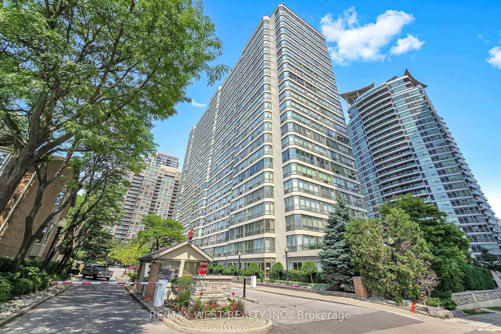 55-elm-drive-w-mississauga-ontario-w13670128