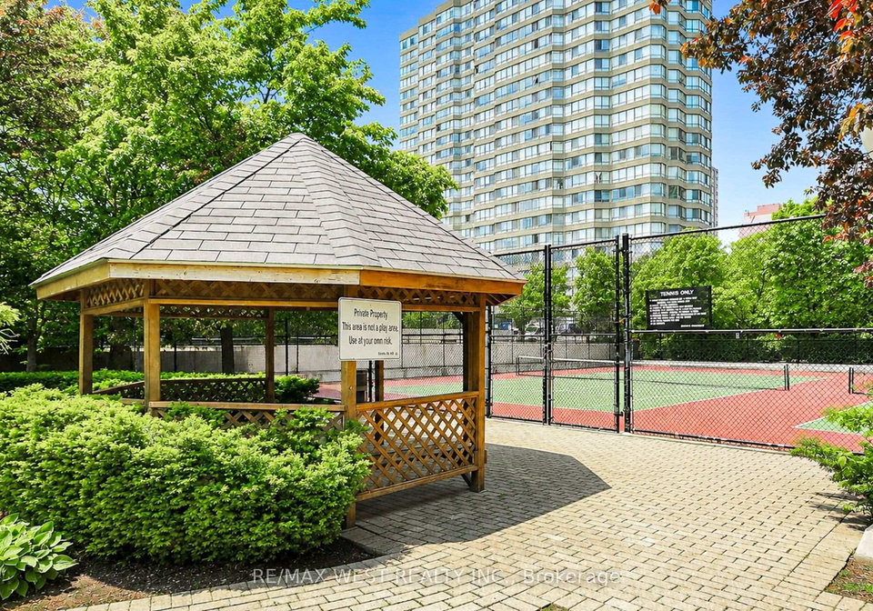 55-elm-drive-w-mississauga-ontario-w13670128