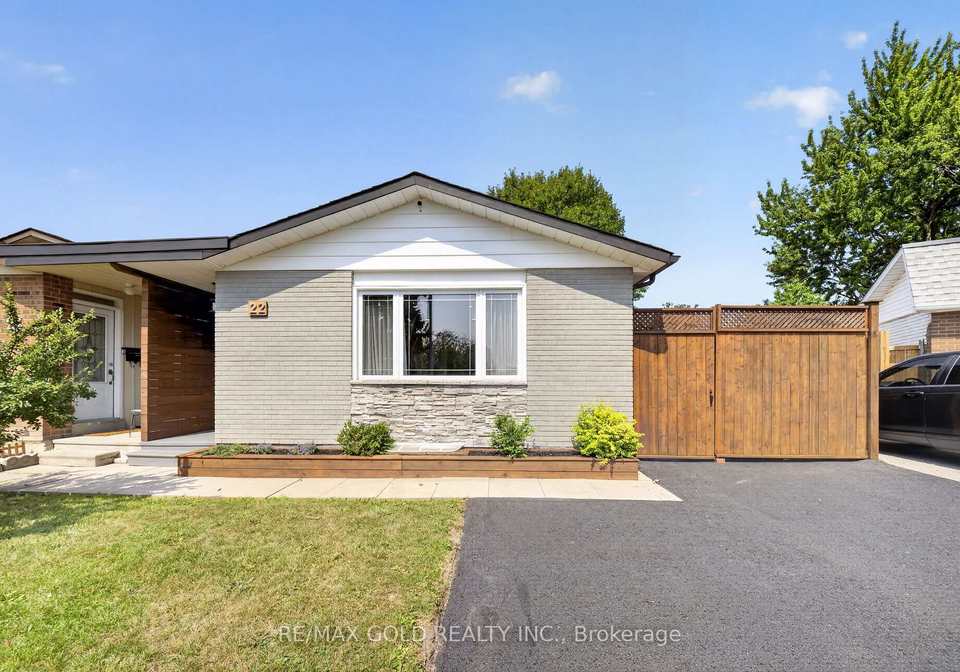 22-deeside-crescent-brampton-ontario-w13670142