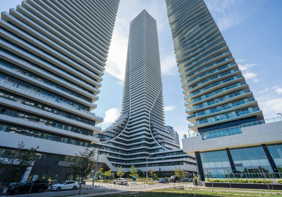 30-shore-breeze-drive-toronto-etobicoke-ontario-w13670324